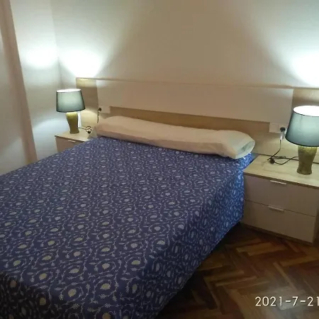 Piso Al Lado De La Playa, Apartamento *
