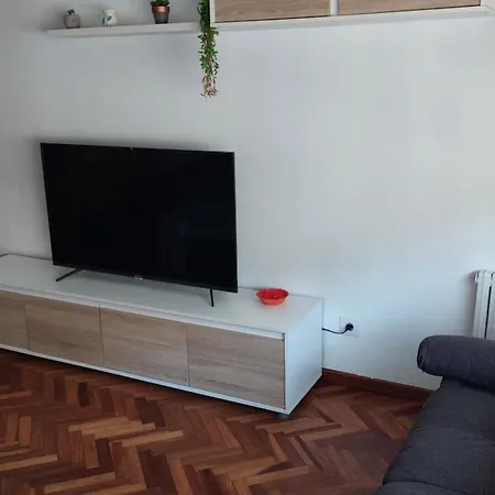 Piso Al Lado De La Playa, Apartamento