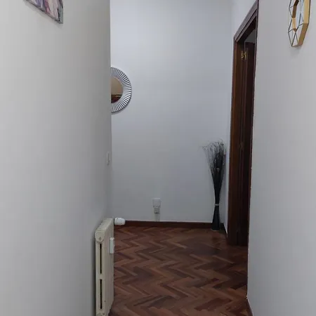 Piso Al Lado De La Playa, Apartamento *